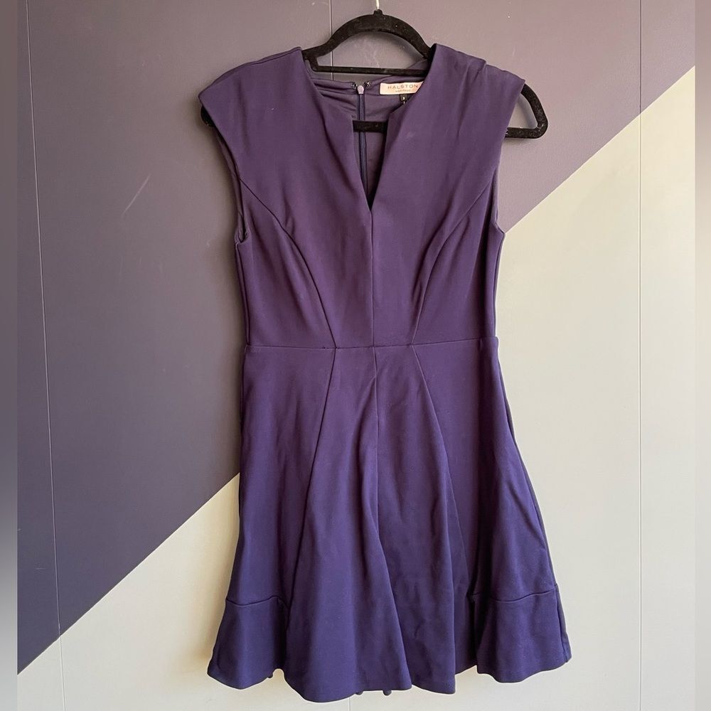 Halston Heritage V-Neck Fit Flare Ponte Knit Mini Dress, Sz 2 Navy EUC